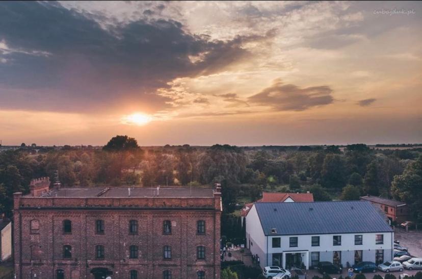 Hotel Maly Mlyn Stargard Szczeciński Esterno foto