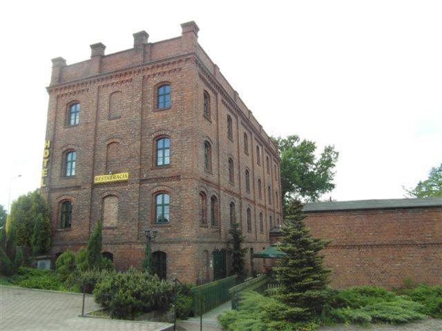 Hotel Maly Mlyn Stargard Szczeciński Esterno foto